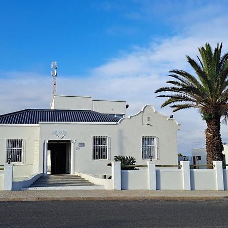 Raston Guest House Lambertʼs Bay Esterno foto
