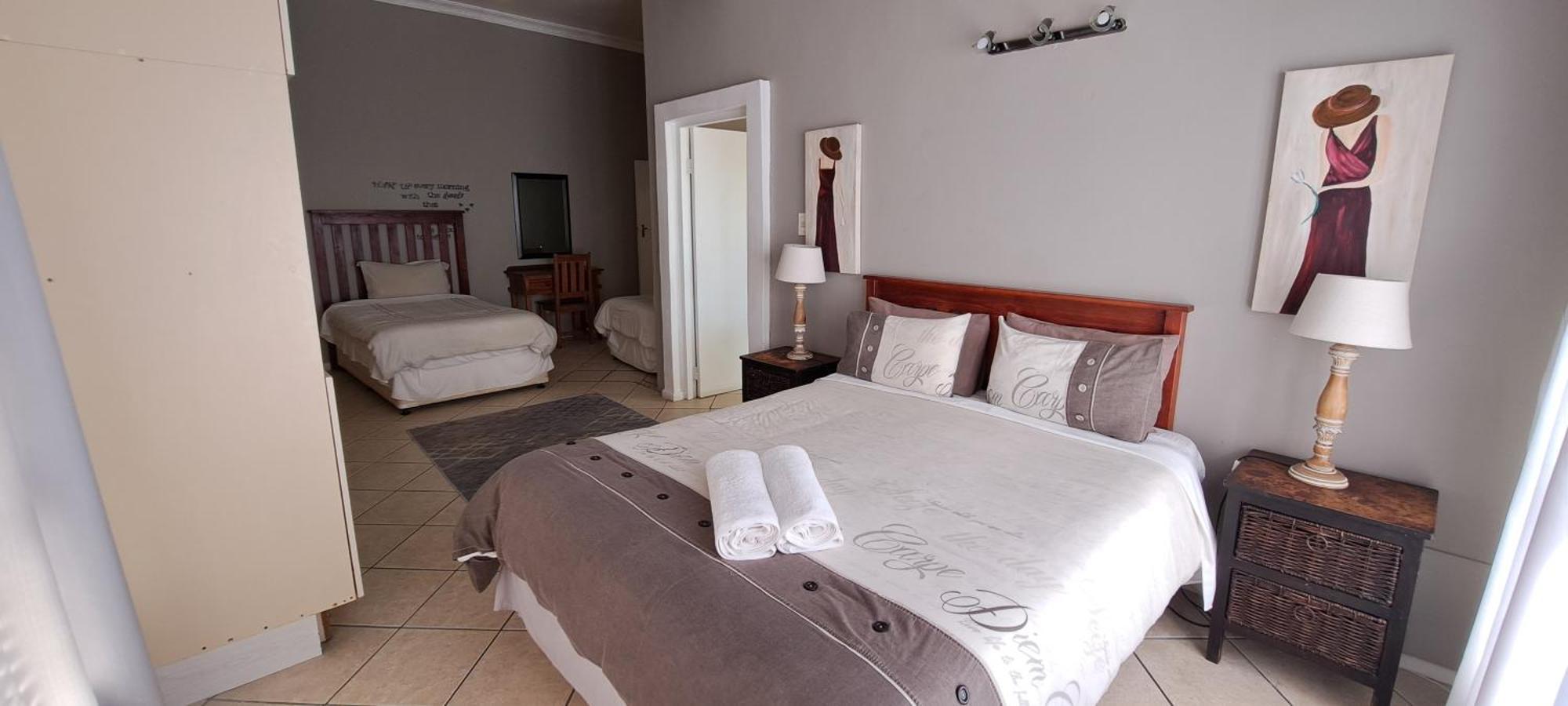 Raston Guest House Lambertʼs Bay Esterno foto